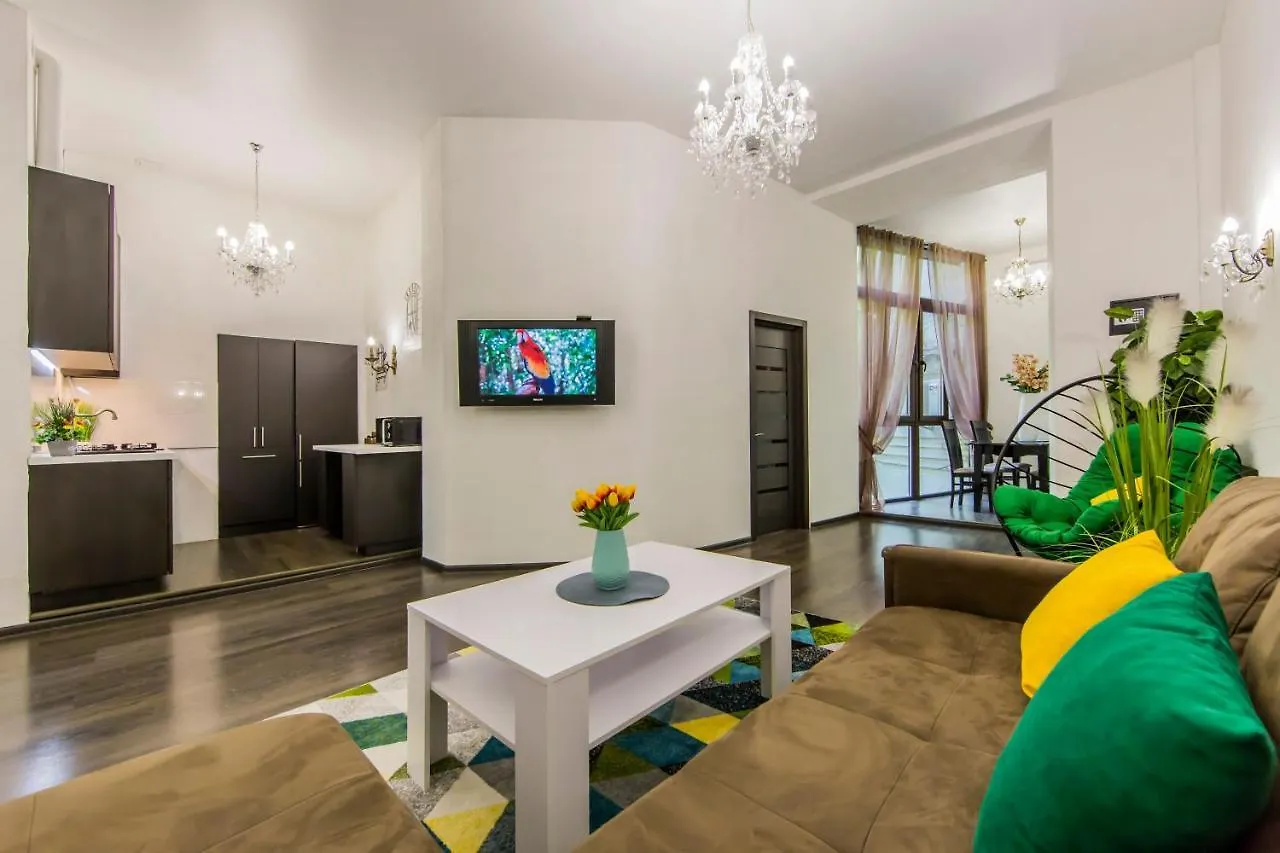 2К Квартира Поруч Із Майданом Незалежності Kijev Apartman