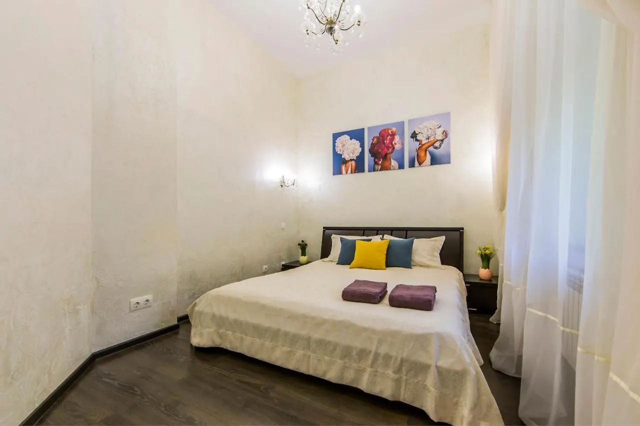 Apartment 2К Квартира Поруч Із Майданом Незалежності Kyiv